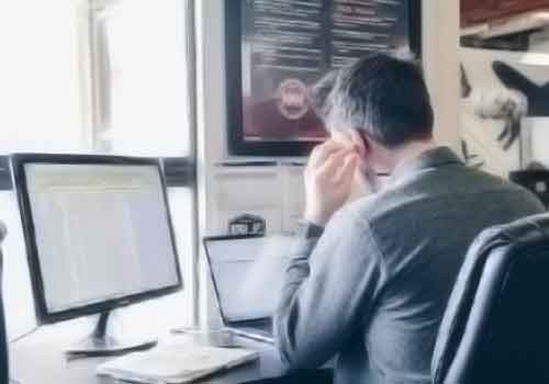 在线免费轰炸电话网页版